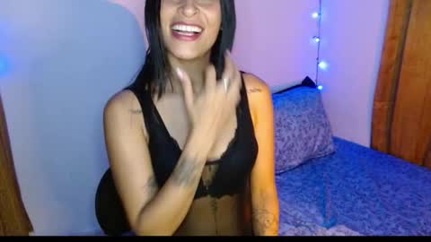 Michelle Smith  online show from 12/14/25, 06:19