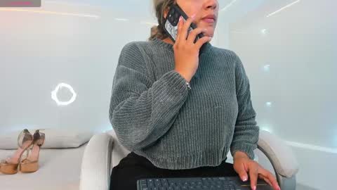 Julietha online show from 02/04/25, 02:28