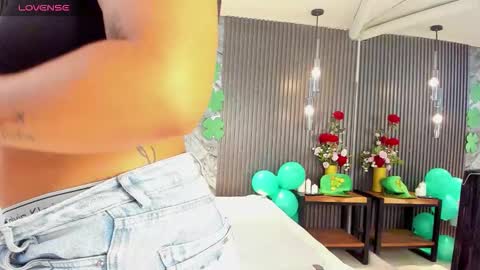 Julietha online show from 03/18/26, 01:31