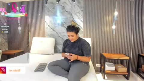 Snapshot of julietha_taylor chatting on 06/20/26, 02:36 Julietha online show from 06/20/26, 02:36