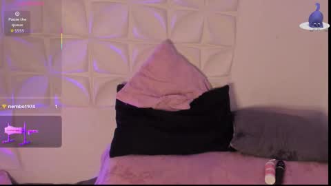 Julieth online show from 12/22/25, 06:10