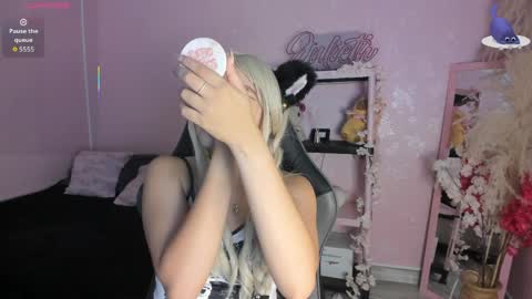 Julieth online show from 03/30/26, 09:16