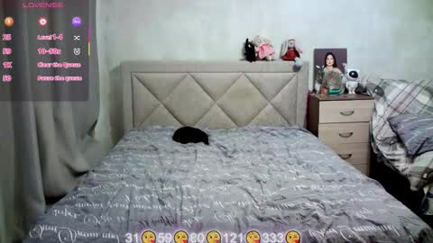 Julietkitty online show from 03/05/26, 04:19