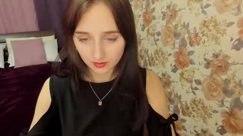 julietmonli online show from 09/27/25, 03:22