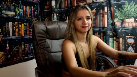 Julietta Jackson online show from 12/21/24, 10:40