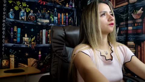 Julietta Jackson online show from 01/02/25, 07:40