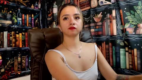 Julietta Jackson online show from 01/04/25, 10:24