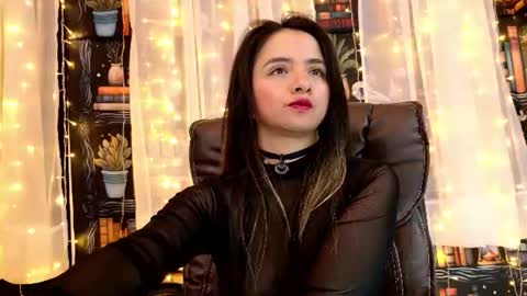 Snapshot of julietta__jackson chatting on 06/17/26, 11:16 Julietta Jackson online show from 06/17/26, 11:16