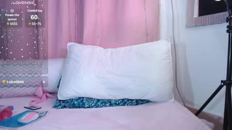 Snapshot of juliette_ponce chatting on 02/21/25, 10:07 juliette online show from 02/21/25, 10:07