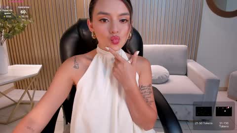 Juliette Moreau online show from 04/09/26, 08:14