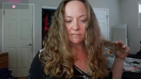 Juli Monroe online show from 10/05/25, 07:12