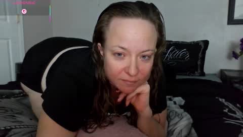 Juli Monroe online show from 11/30/25, 02:59