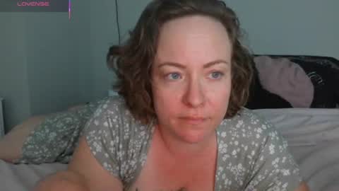Snapshot of julimonroe chatting on 06/09/26, 03:29 Juli Monroe online show from 06/09/26, 03:29