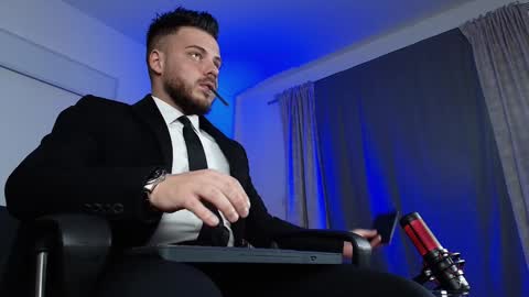 JULiUS   online show from 01/27/25, 09:44