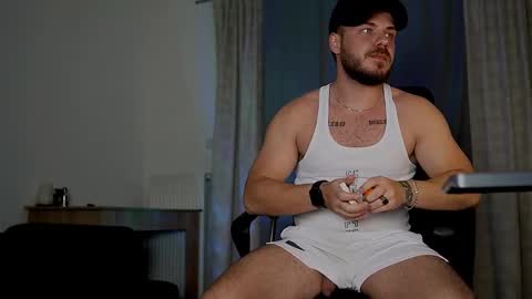 JULiUS   online show from 10/22/25, 07:35