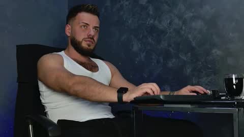 JULiUS   online show from 12/02/25, 07:42