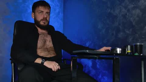 JULiUS   online show from 12/16/25, 09:09