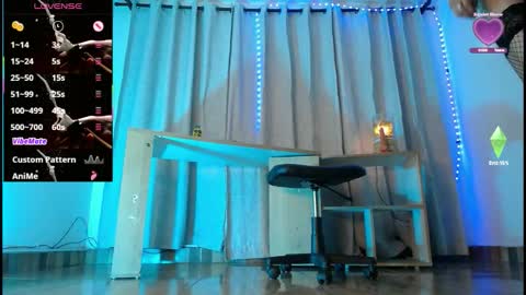 jullian online show from 11/05/25, 02:33