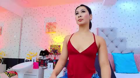 Julieta Reyes   online show from 02/07/26, 11:47