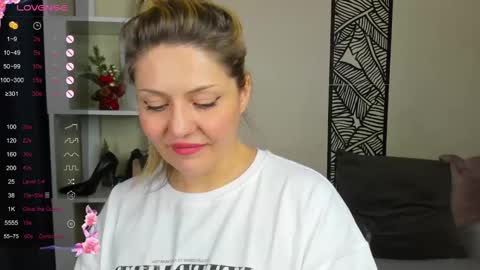 Jully online show from 12/08/24, 04:35