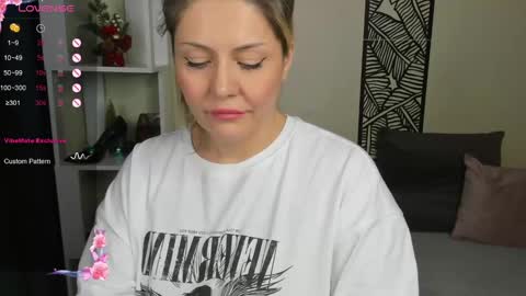 Jully online show from 12/09/24, 05:07