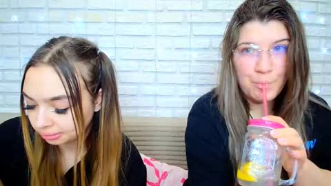 Snapshot of jullymood chatting on 02/08/26, 01:42 DoubleCherry online show from 02/08/26, 01:42