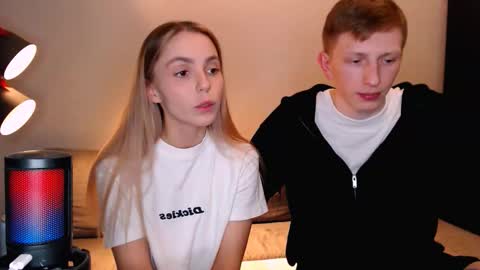 sweet online show from 11/21/25, 09:24