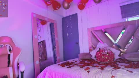 JULY HELP ME GET TO THE 100 LIKES  online show from 02/07/25, 10:30