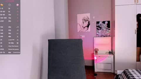 Snapshot of july_slowdive chatting on 01/27/25, 09:44 Julie online show from 01/27/25, 09:44