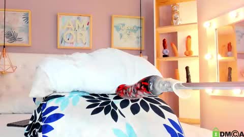  Juliana  online show from 10/06/25, 08:06