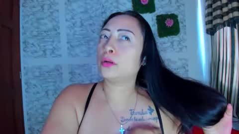 juliana online show from 04/16/26, 10:12