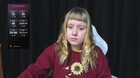 Snapshot of june_shy0 chatting on 12/04/25, 08:01 June online show from 12/04/25, 08:01