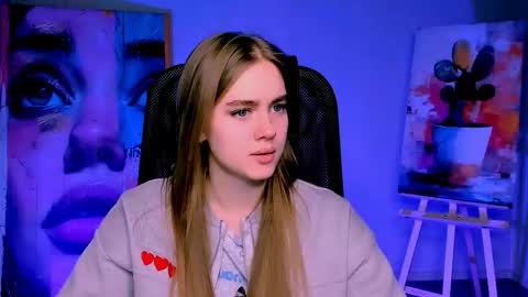 junewoods online show from 01/12/26, 08:19