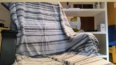 jungfrau19_ online show from 12/14/25, 12:32