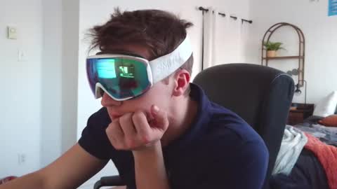 Junior Madison online show from 02/21/25, 10:04