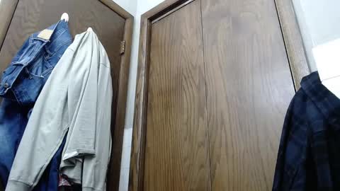 Snapshot of junk_yard_dog chatting on 01/19/25, 01:22 Dave online show from 01/19/25, 01:22