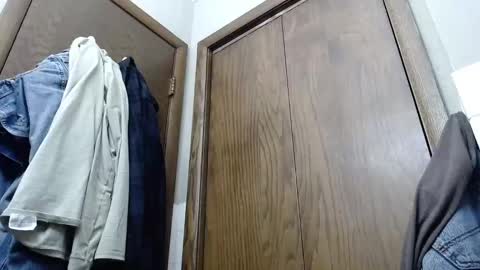 Snapshot of junk_yard_dog chatting on 02/05/25, 02:37 Dave online show from 02/05/25, 02:37