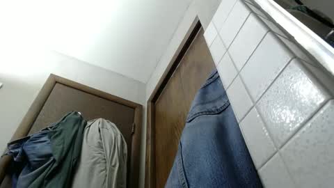 Snapshot of junk_yard_dog chatting on 03/12/25, 12:47 Dave online show from 03/12/25, 12:47