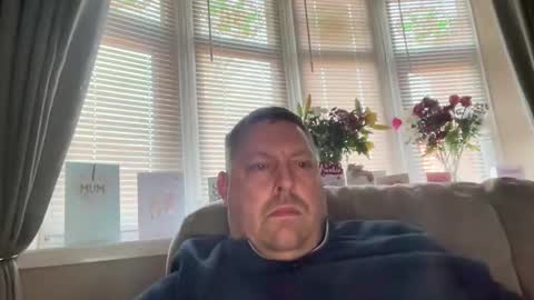 Junky online show from 02/06/25, 09:43