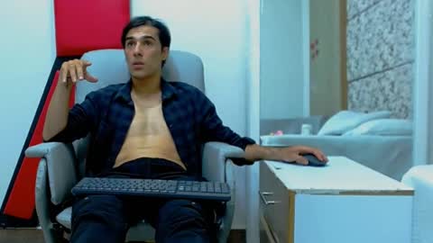 Jupiter online show from 10/18/25, 07:14