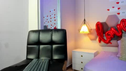 Jupiter Fox online show from 02/15/26, 02:47