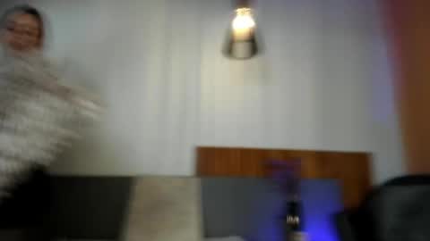 Jupiter Fox online show from 04/17/26, 12:02