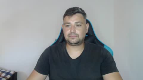 Snapshot of just_a_nice_guy_27 chatting on 07/07/26, 11:36 Alex online show from 07/07/26, 11:36