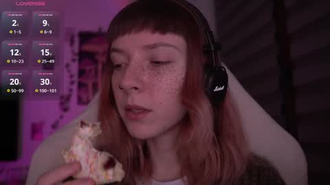 Snapshot of just_busking chatting on 02/20/25, 05:01 Julia online show from 02/20/25, 05:01