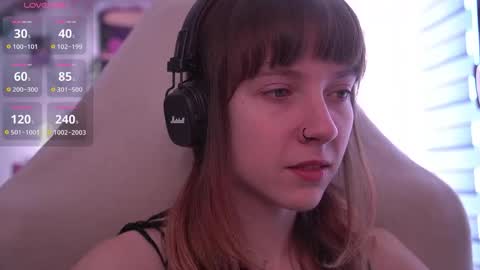 Snapshot of just_busking chatting on 11/19/25, 08:58 Julia online show from 11/19/25, 08:58