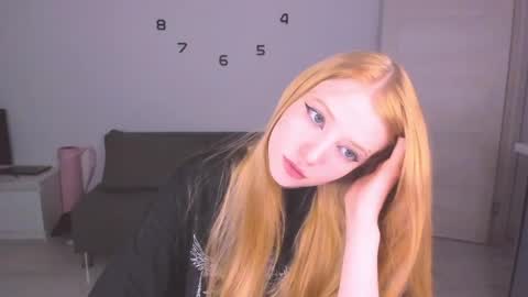 Snapshot of just_jessy_meow chatting on 05/14/26, 08:15 JESSY online show from 05/14/26, 08:15