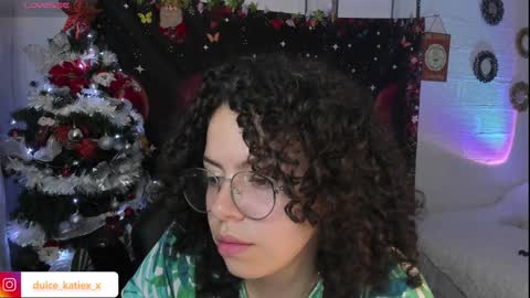 Sofia online show from 12/31/24, 12:43