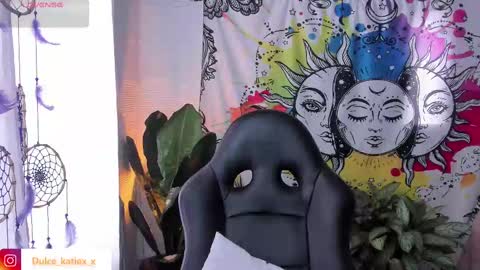 Sofia online show from 02/11/25, 01:41