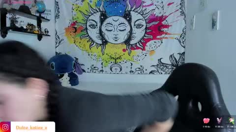 Sofia online show from 11/22/25, 01:59