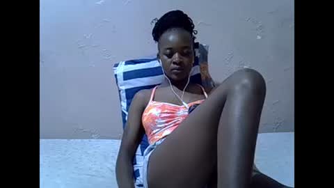 Snapshot of just_nuru chatting on 02/14/25, 08:48 just_nuru online show from 02/14/25, 08:48